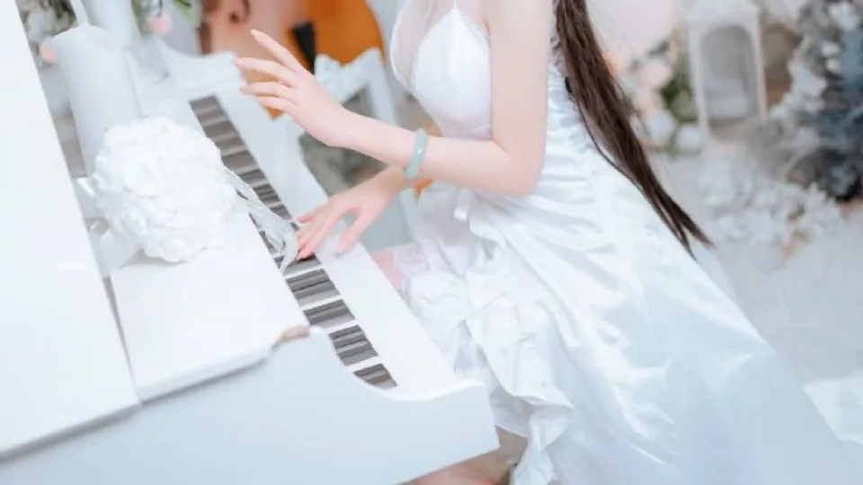 沉浸式解锁天美无痕mv与蜜桃17.c热潮，尽在蜜桃Tv在线观看新体验播放预览封面